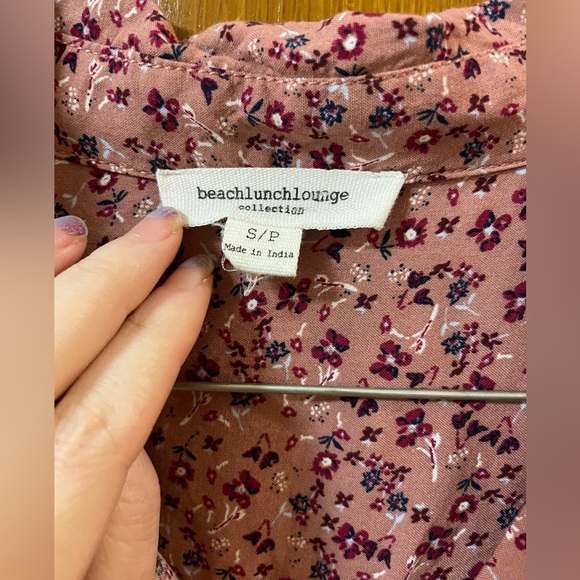 Beach lunch lounge button down - Picture 4 of 6